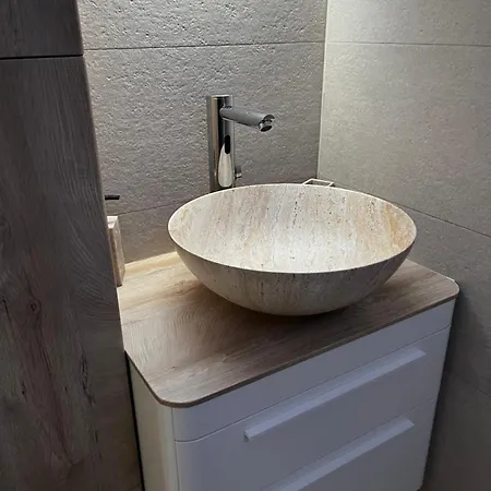 Divkovic Apartman Vir