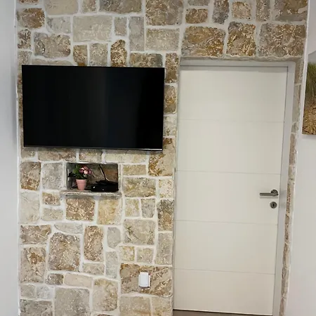 Apartment Divkovic Vir