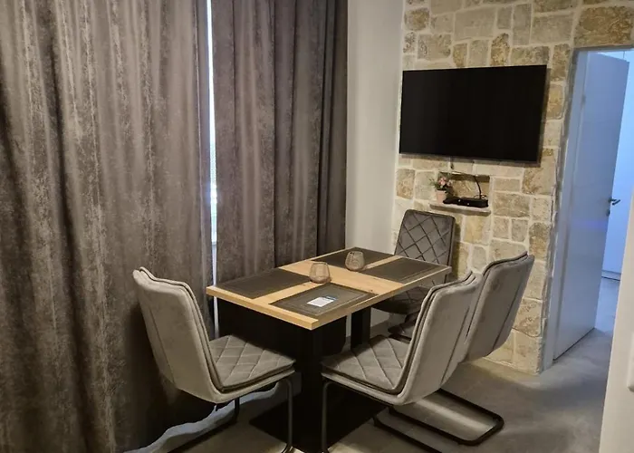 Apartment Divkovic