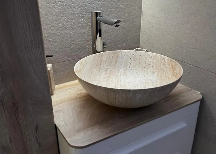 Divkovic Apartment Vir