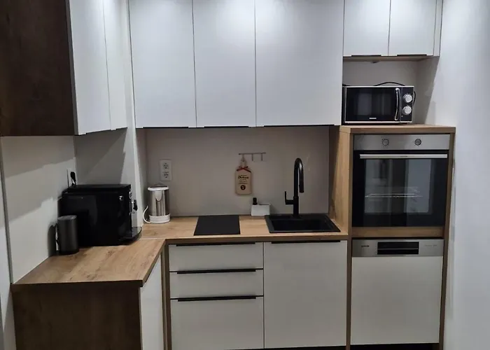 Divkovic Apartment Vir