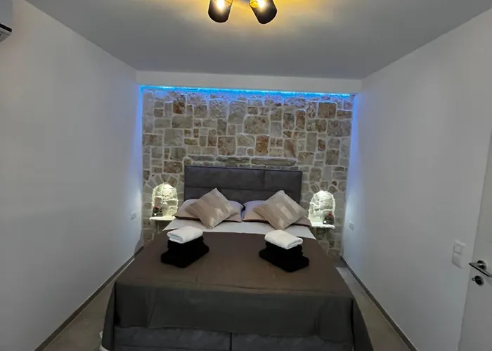 Apartment Divkovic *